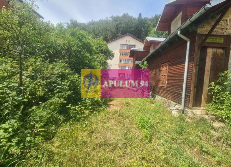 Teren cu constructie de vanzare in Busteni - Zona Lidl